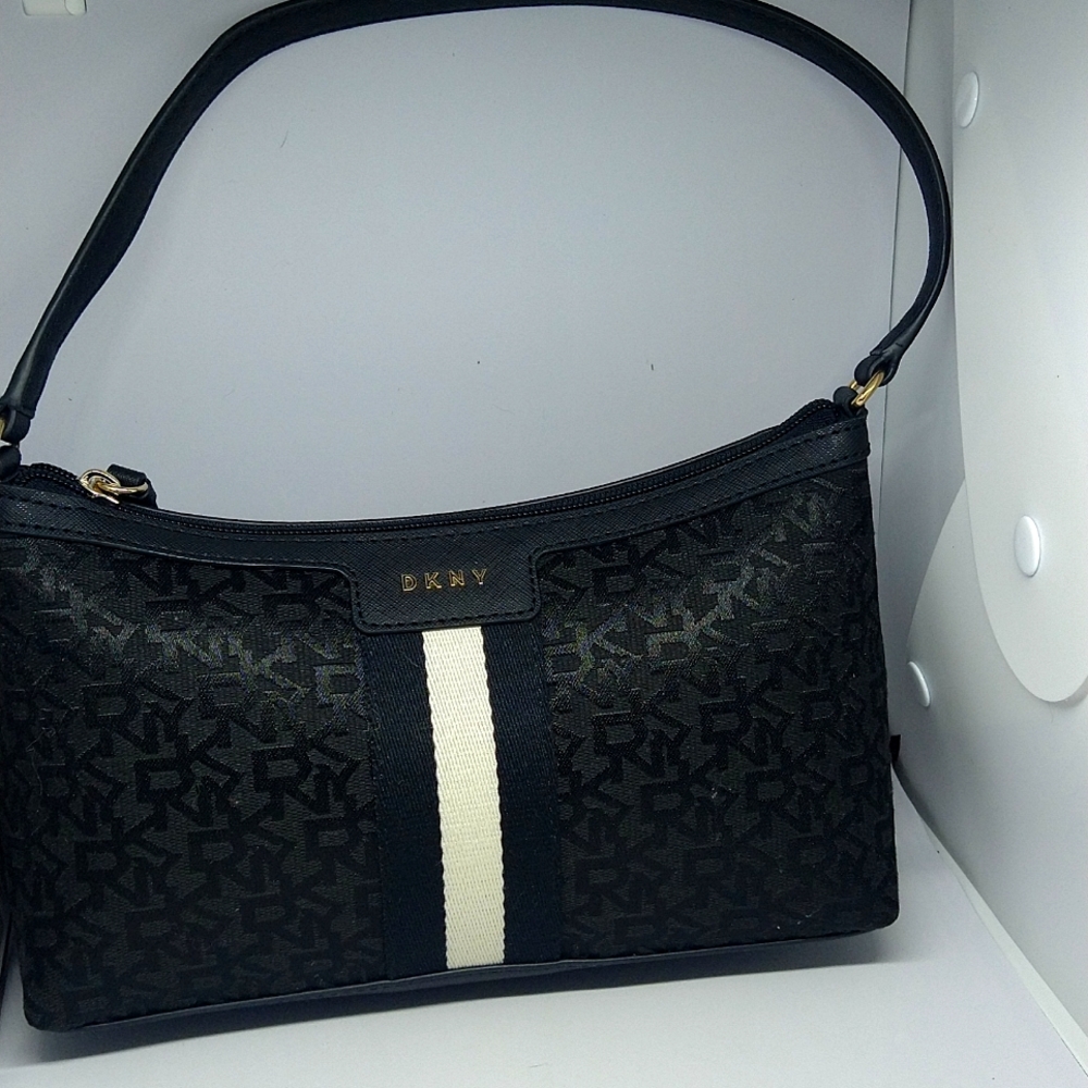 DKNY CARLITA EW BAGUETTE-R14HAJ63xlb